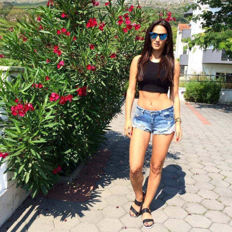 debreczeni zita feet 1