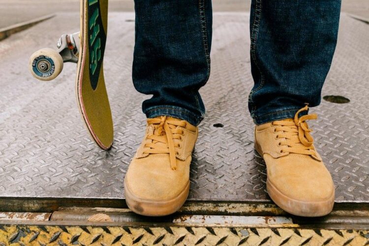 dee ostrander feet 1