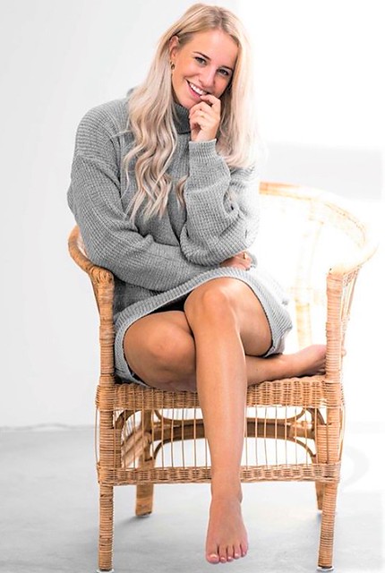 dee van der zeeuw feet