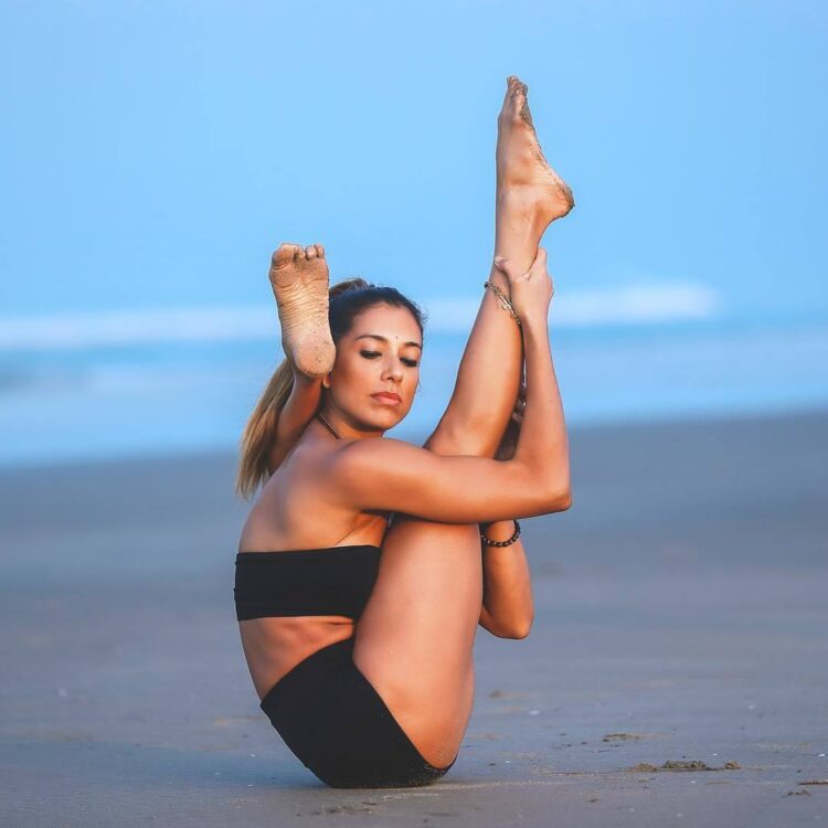 deepika mehta feet 4