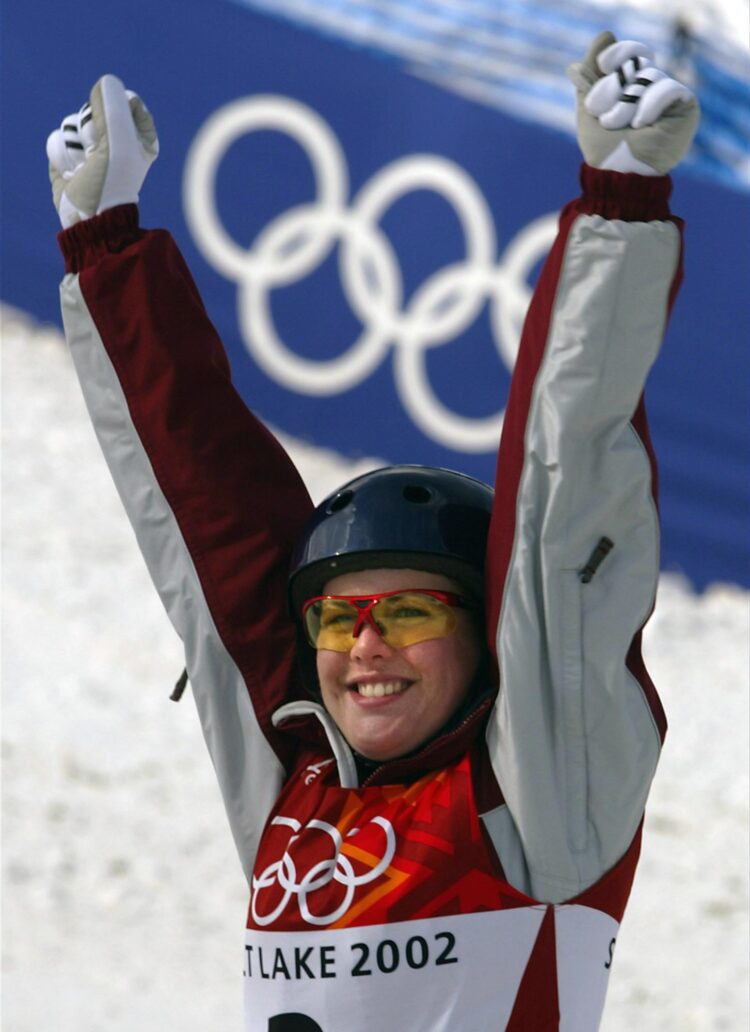 deidra dionne feet 3