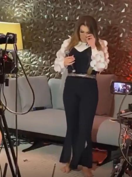 deise cipriano feet 5