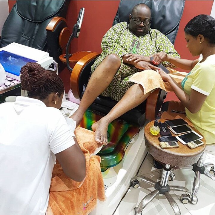 dele momodu feet 4