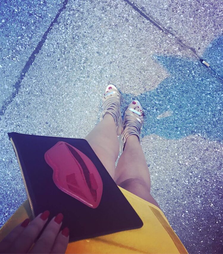 delia fischer feet 6