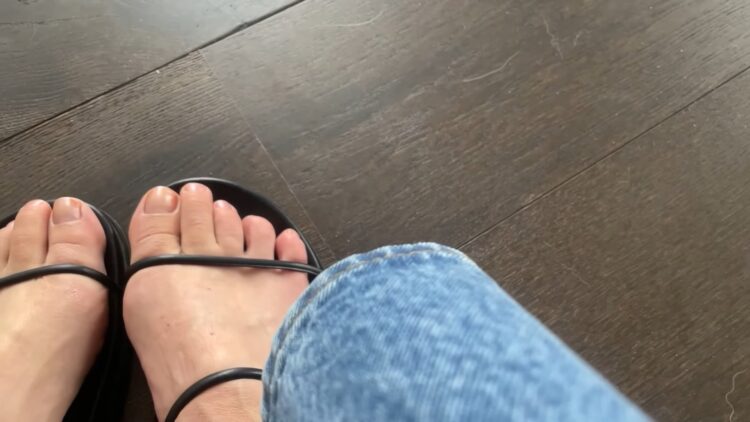 deligracy feet 1