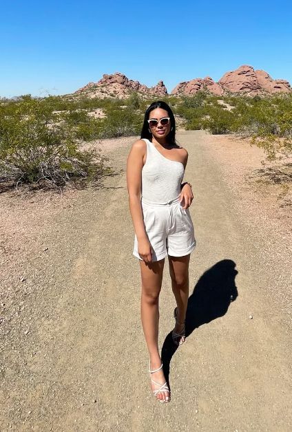 demi schweers feet 2