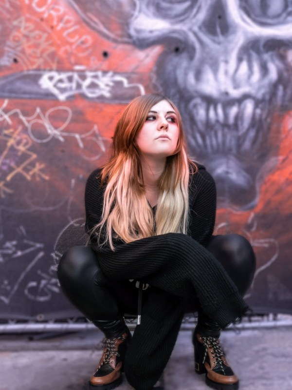 demondice feet 1