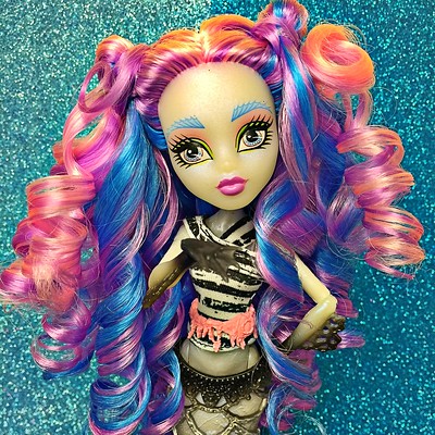 denisa medrano feet 3