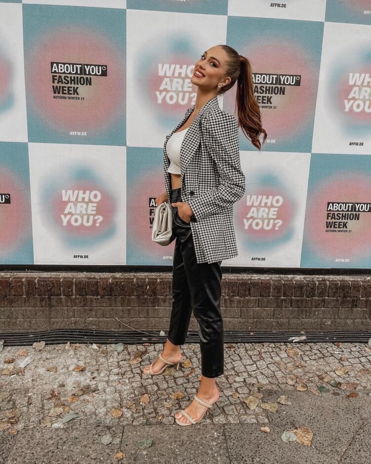 denisa spergerova feet 2