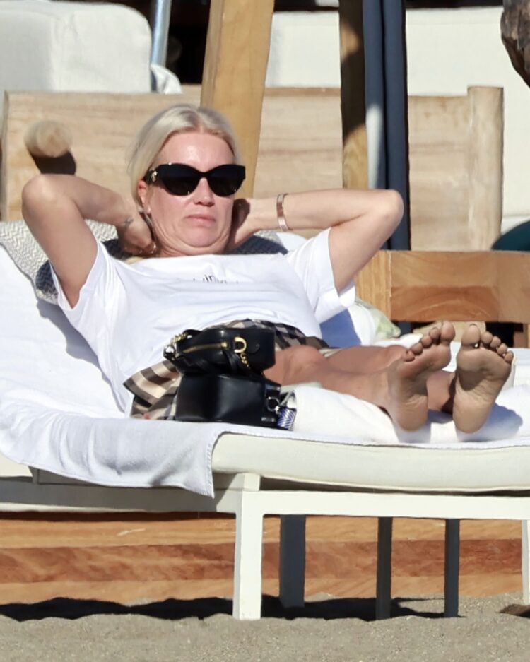 denise barbara feet 2 scaled