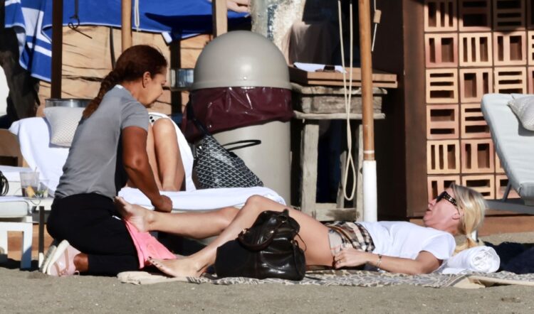 denise barbara feet 3 scaled