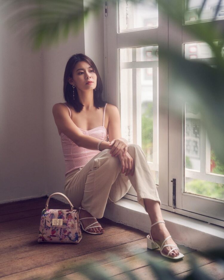 denise camillia feet