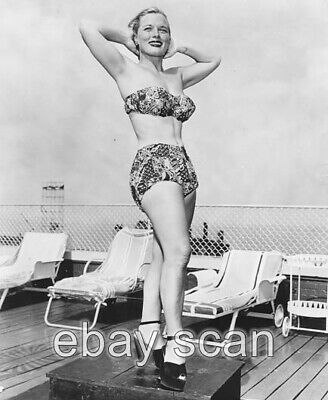 denise darcel feet 3