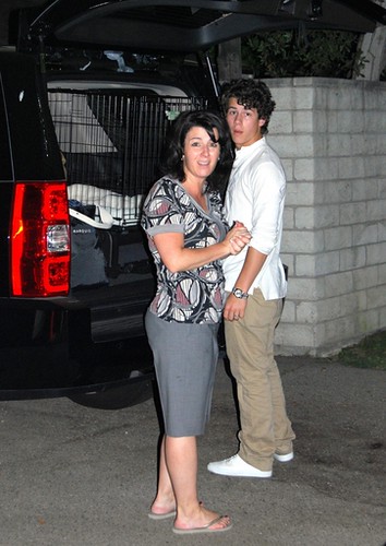 denise jonas feet 3