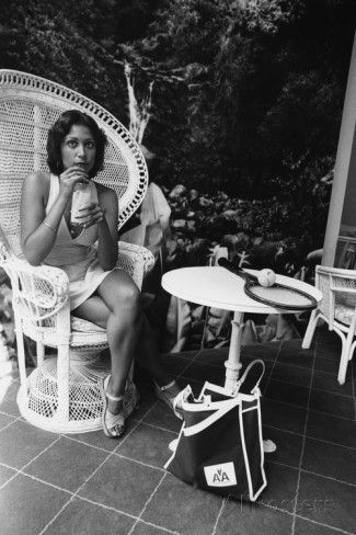 denise nicholas feet