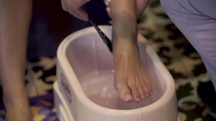 dennise lazaro feet 3