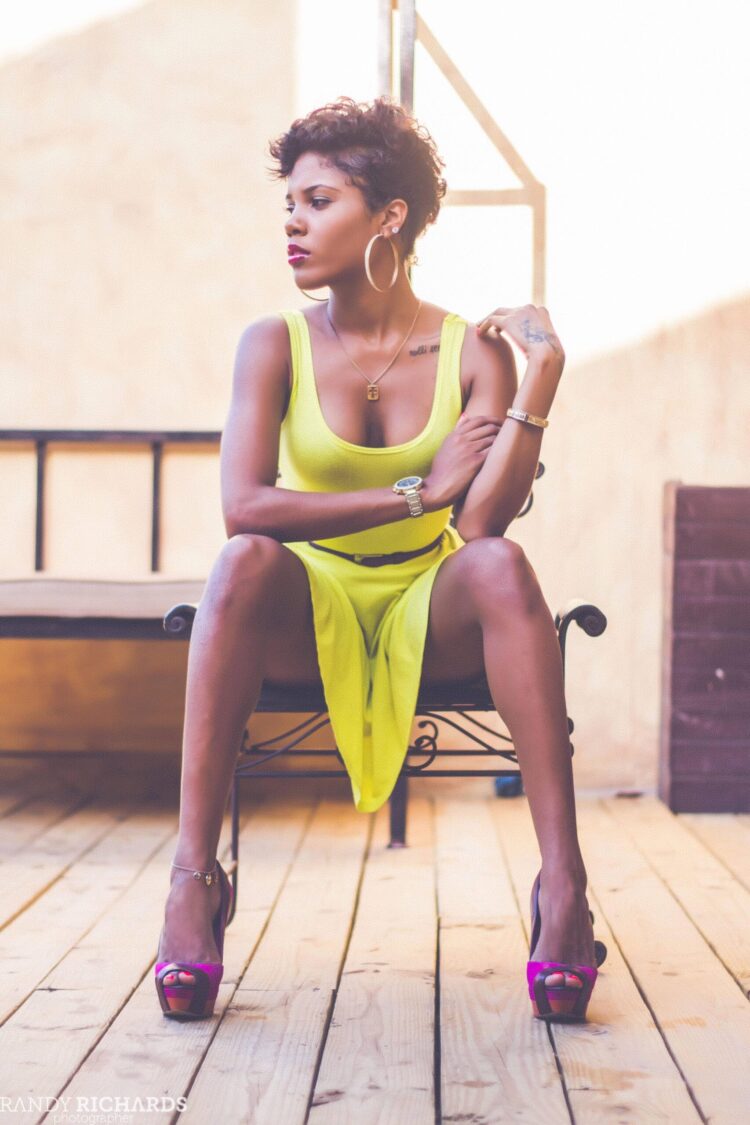 denyque feet 4 scaled