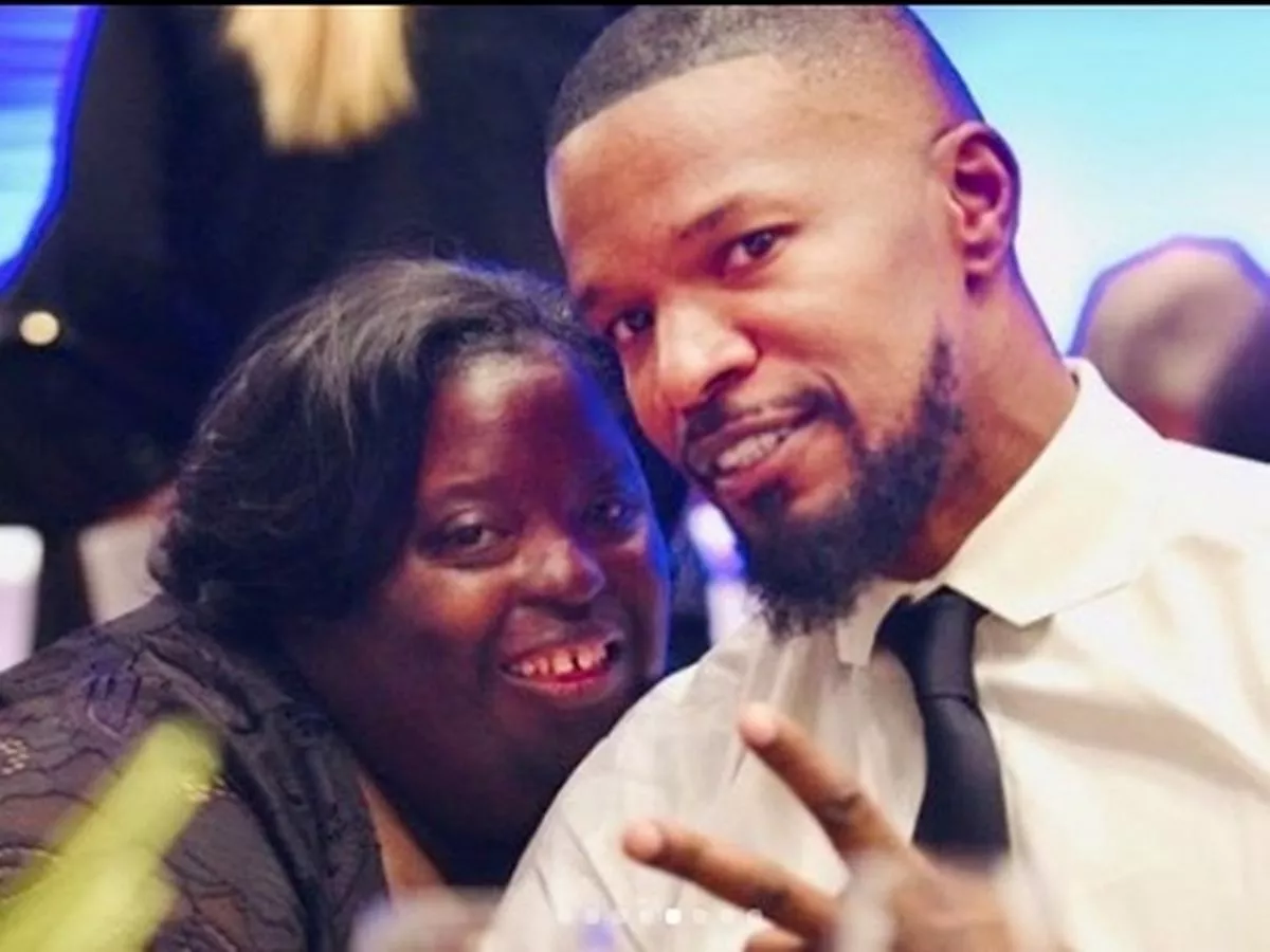 deondra dixon feet 4