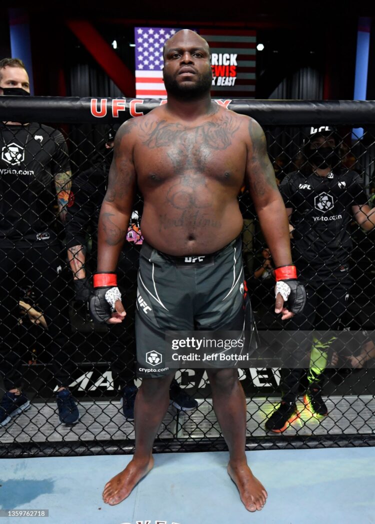 derrick lewis feet 5