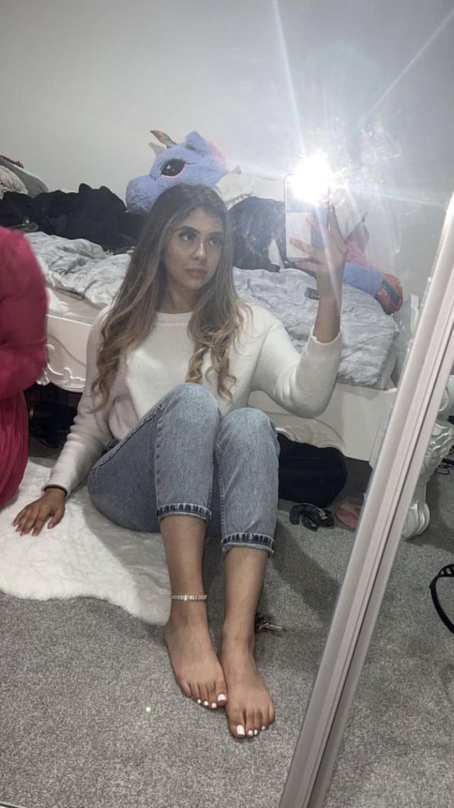 desi dimitrova feet 5