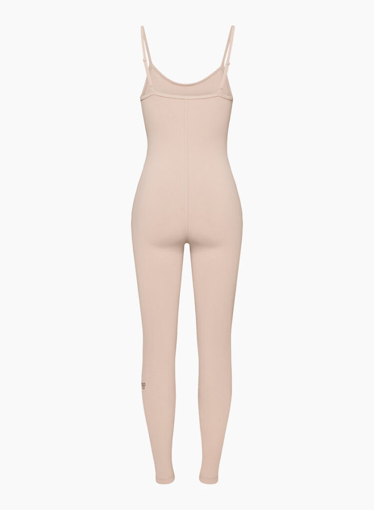 desirae elizabeth feet 6