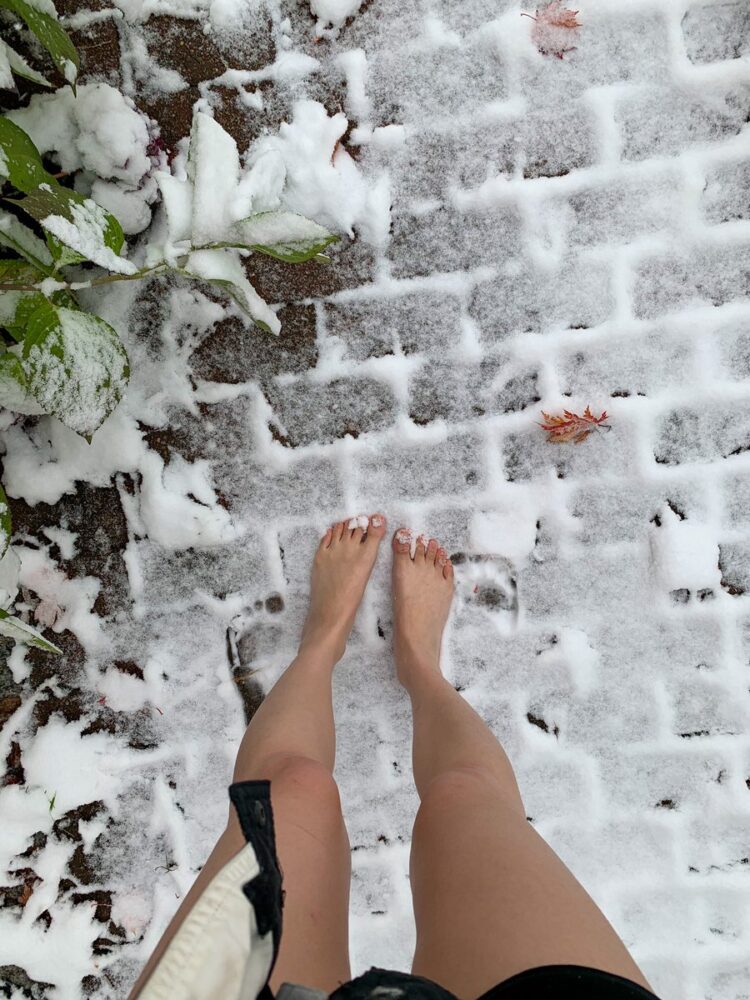 desire inglander feet 1