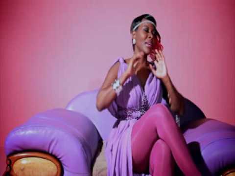 desire luzinda feet 4