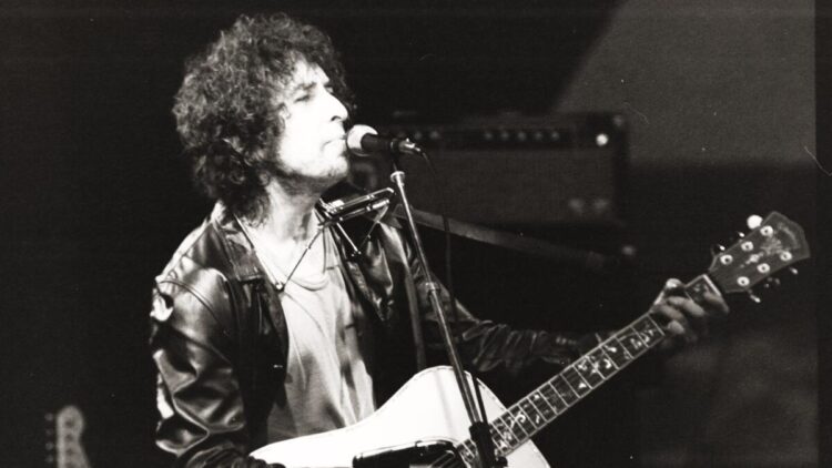 desiree gabrielle dennis dylan feet 3