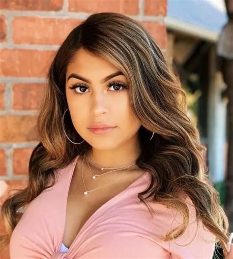 desiree montoya feet 5