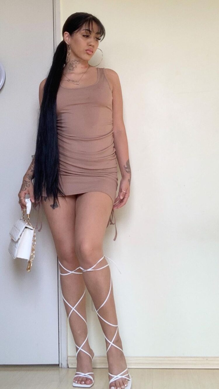 dessa allmeida feet 1