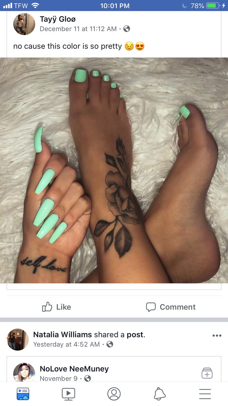 destiney green feet 1