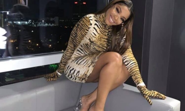 destiny makayla feet 5