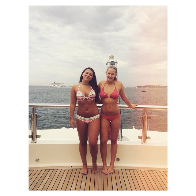 destry allyn spielberg feet 6