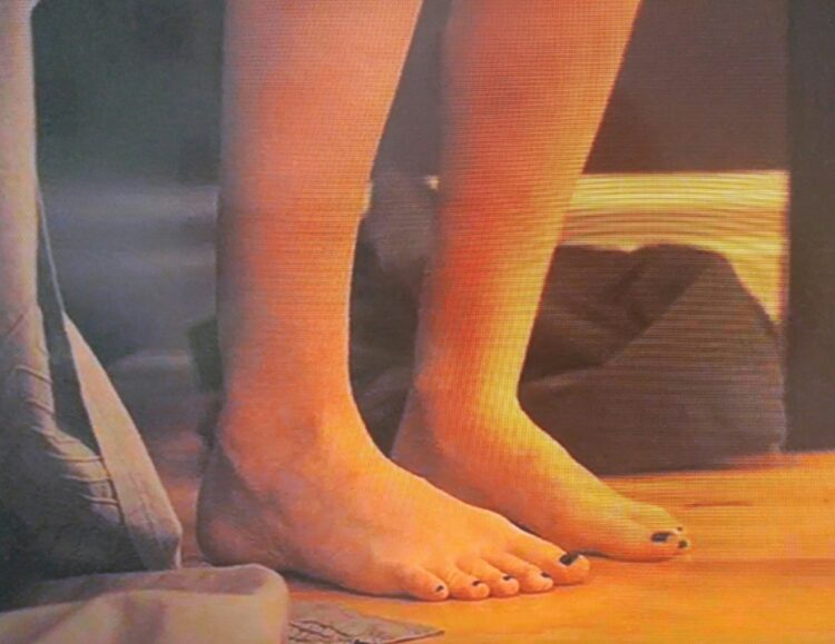 devin kelley feet scaled