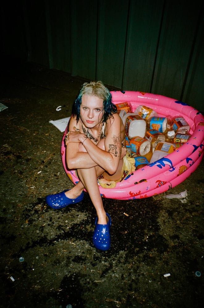 devon baldwin feet 5