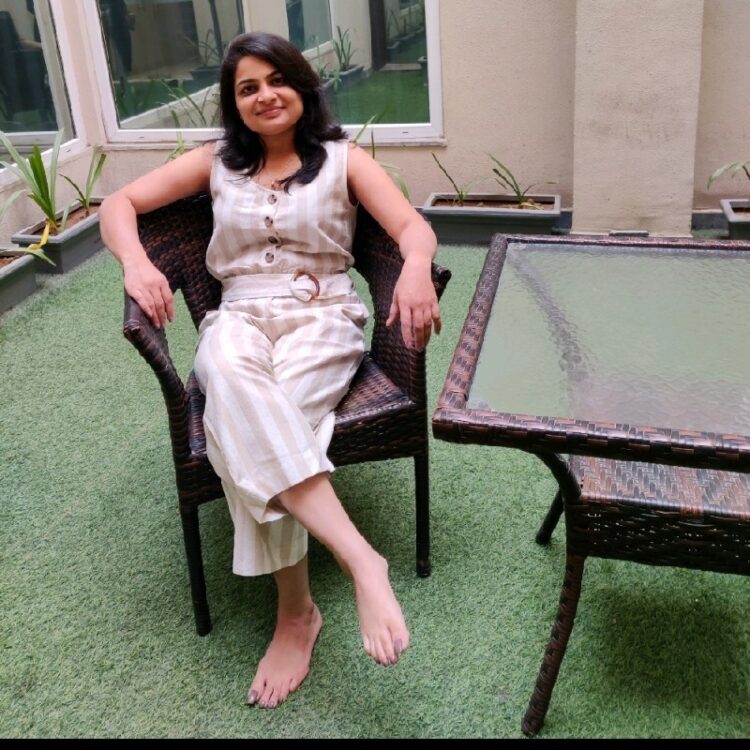 dhara zampirolli feet 2