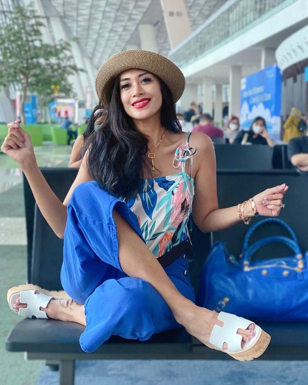 diah permatasari feet 2