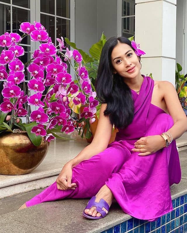 diah permatasari feet 3