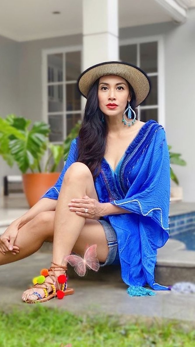 diah permatasari feet 6