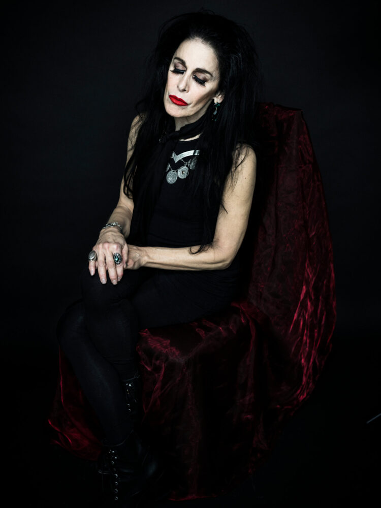 diamanda galas feet 5