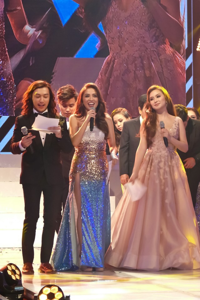 dian serranilla feet 4