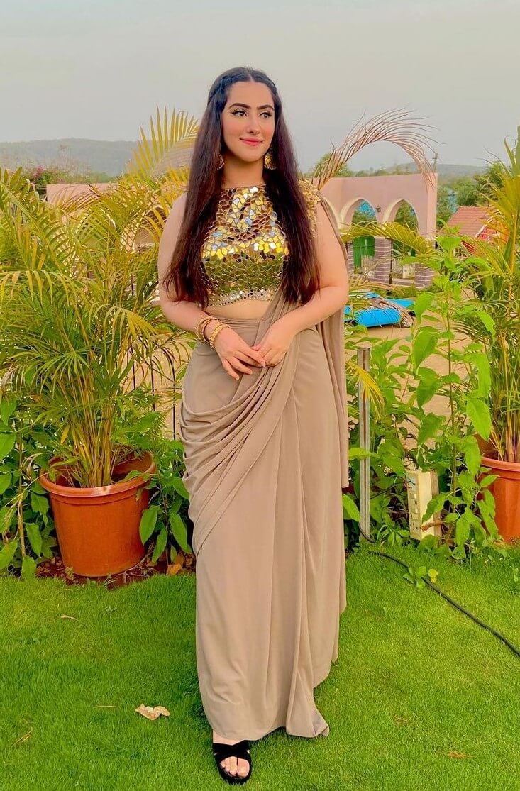 diana khan feet 3