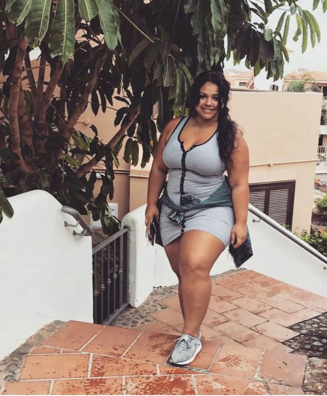 diana sirokai feet 2