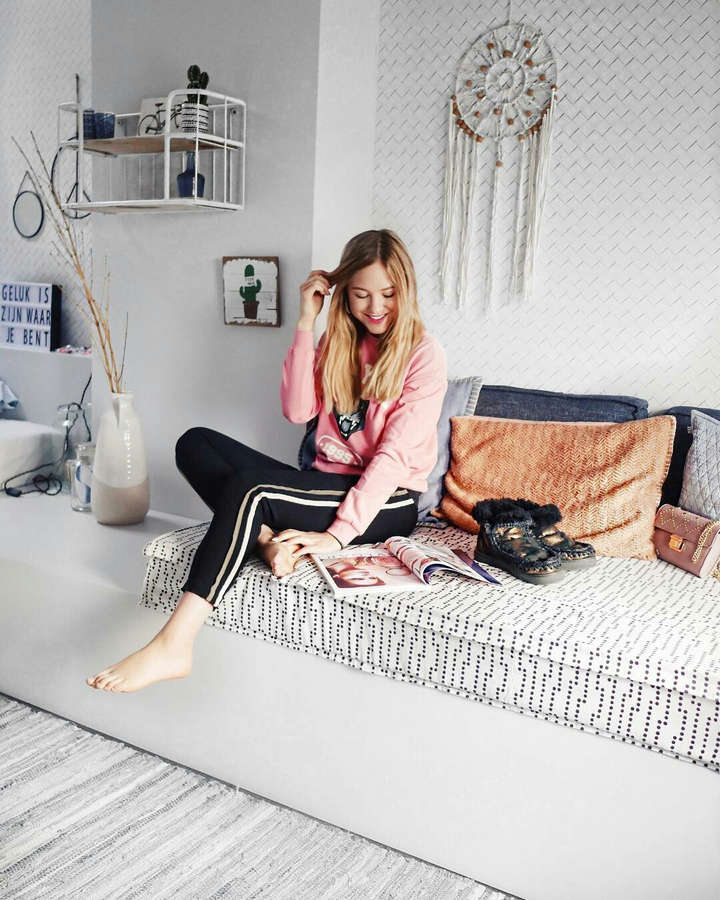 diana zur lowen feet 2