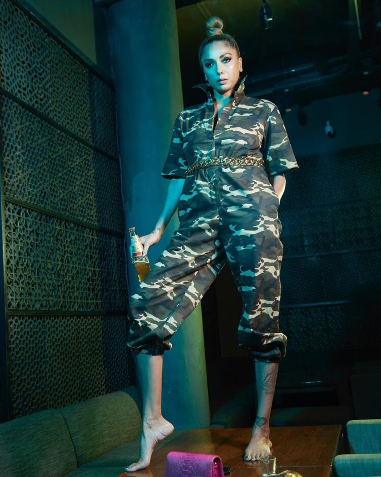 diandra soares feet 3