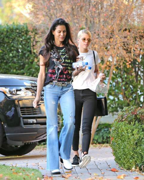 diane alexander feet 5