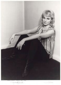 diane cilento feet 6