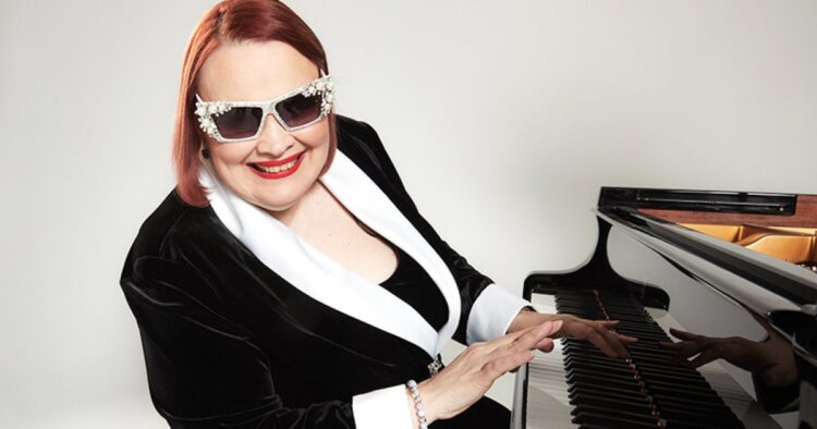 diane schuur feet