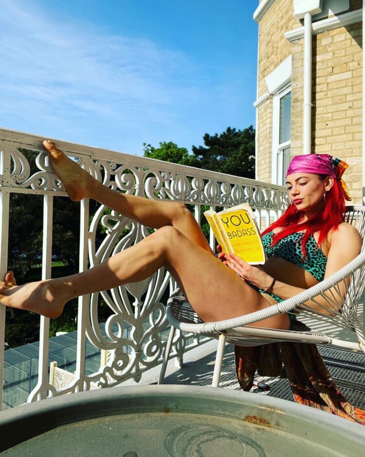 dianne buswell feet 2