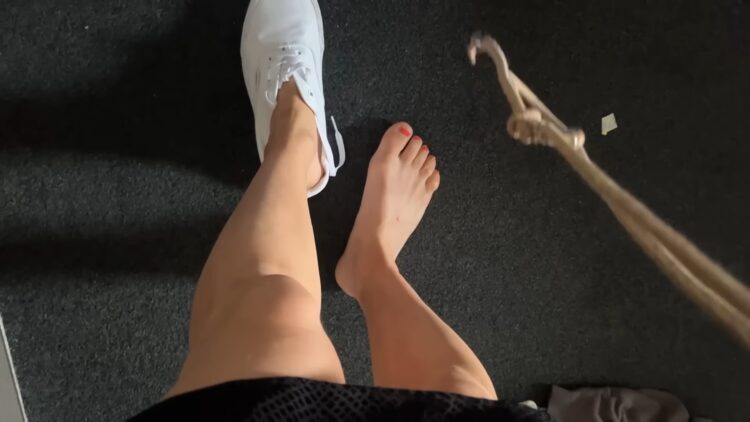 dianne buswell feet